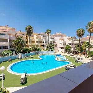 https://studio-los-cristianos-chayofa.in-canary-islands.com